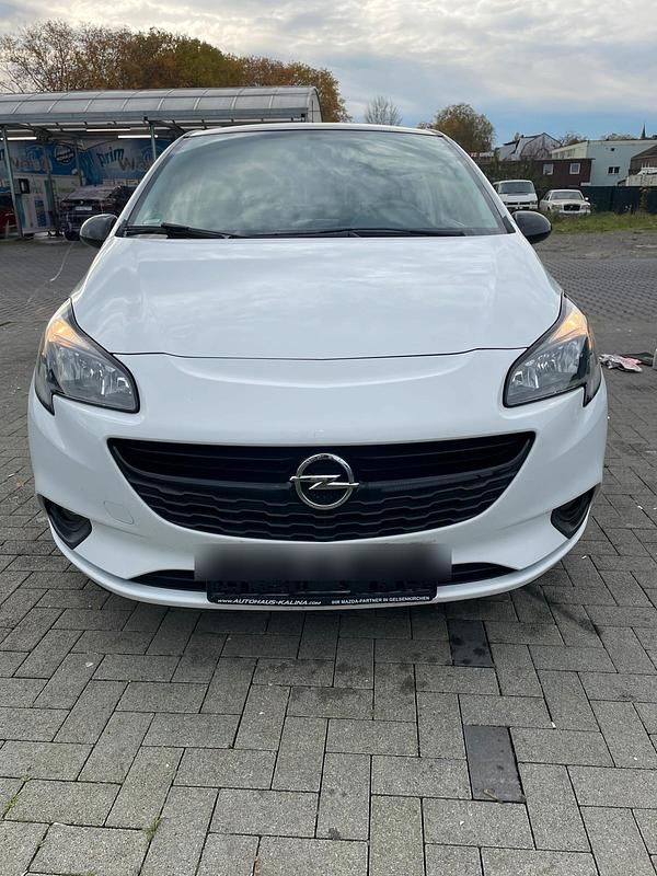 Weiß Gebraucht 2018 Opel Corsa Color Edition Kleinwagen | 6.499 € (Guter Preis) - Bild 1/4