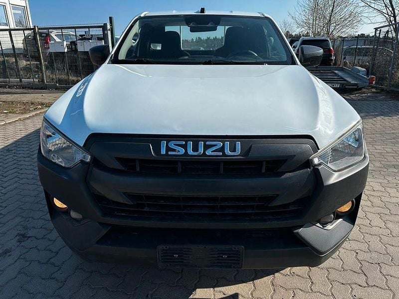 Gebraucht Isuzu D-Max 163 PS (119 kW) 2021 Weiß Pickup