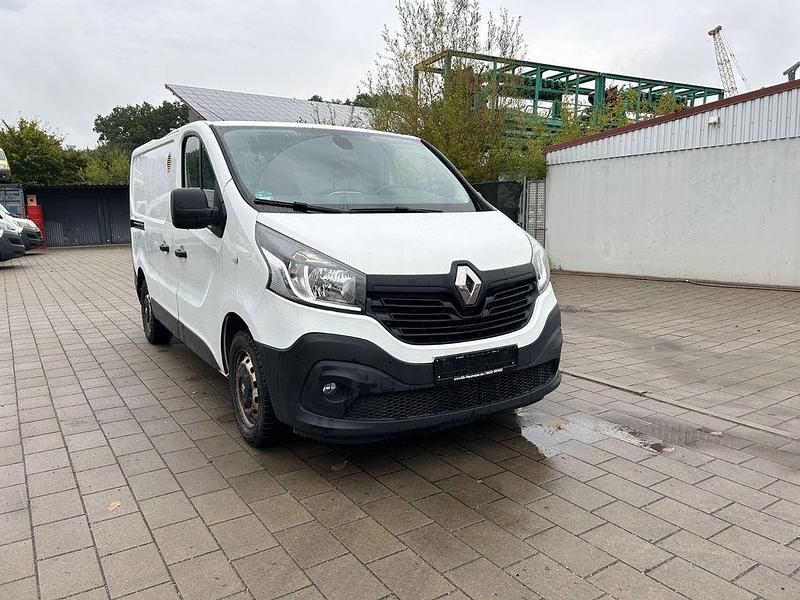 Weiß Gebraucht 2017 Renault Trafic Van | 7.900 € (Superpreis) - Bild 1/4