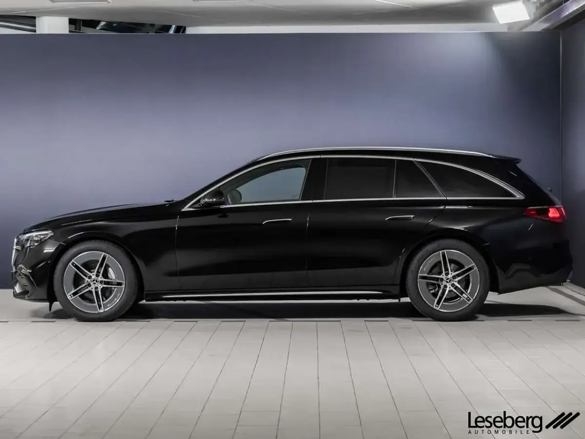 Gebraucht Mercedes E220 AMG 197 PS (144 kW) 2024 Obsidianschwarz Kombi