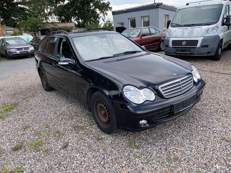 Schwarz Gebraucht 2005 Mercedes C180 Kombi | 850 € (Superpreis) - Bild 1/4