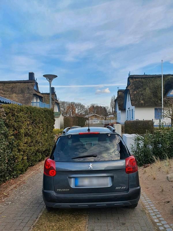 Gebraucht Peugeot 207 90 PS (66 kW) 2008 Grau Kombi