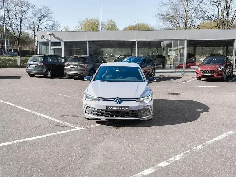 Gebraucht VW Golf VIII Style 245 PS (180 kW) 2022 Grau Limousine