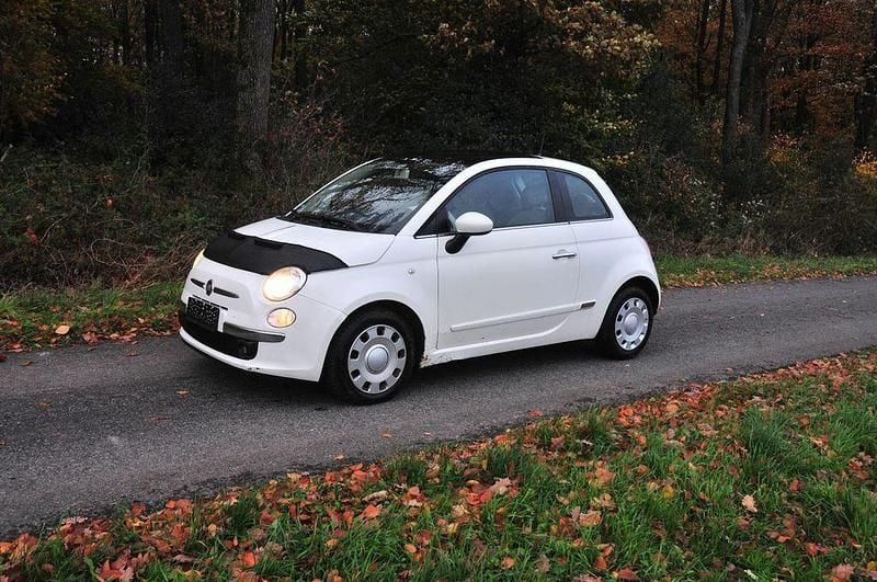 Gebraucht Fiat 500 Lounge 69 PS (50 kW) 2013 Weiß Kleinwagen