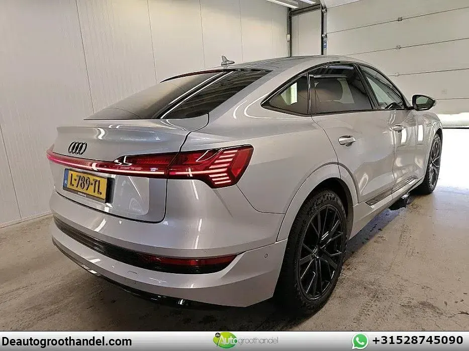 Gebraucht Audi e-tron Sportback Business 230 kW (313 PS) 2021 Grau SUV