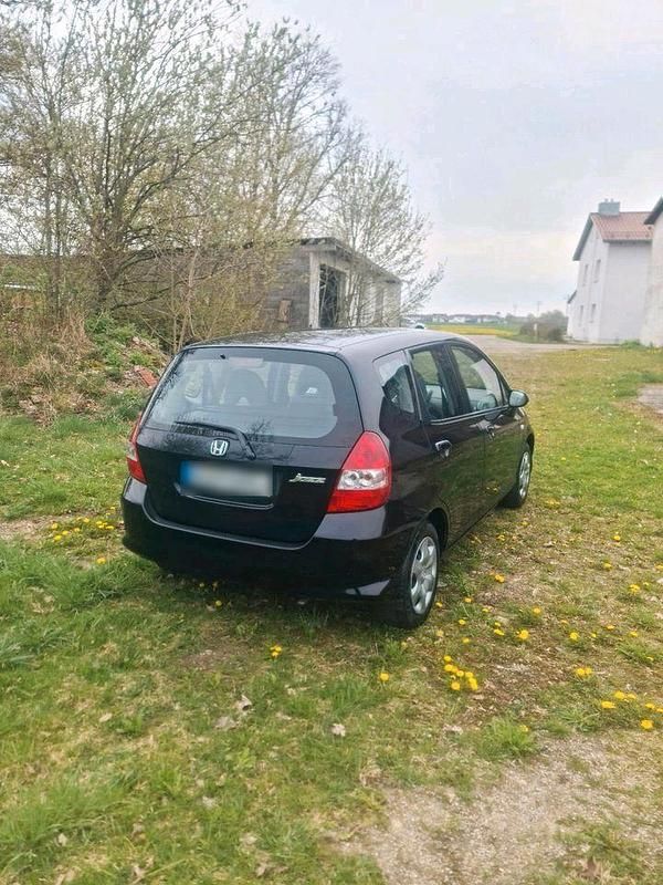 Gebraucht Honda Jazz 77 PS (56 kW) 2006 Schwarz Kleinwagen