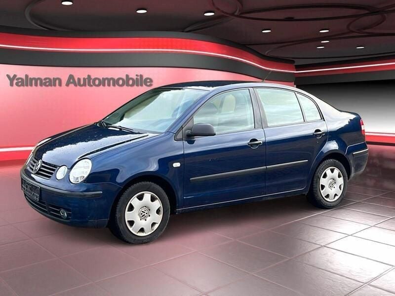 Blau Gebraucht 2004 VW Polo Basis Limousine | 1.990 € (Guter Preis) - Bild 1/4