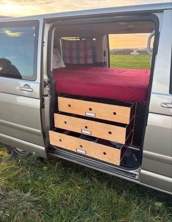 Gebraucht VW T5 174 PS (127 kW) 2007 Gold Van
