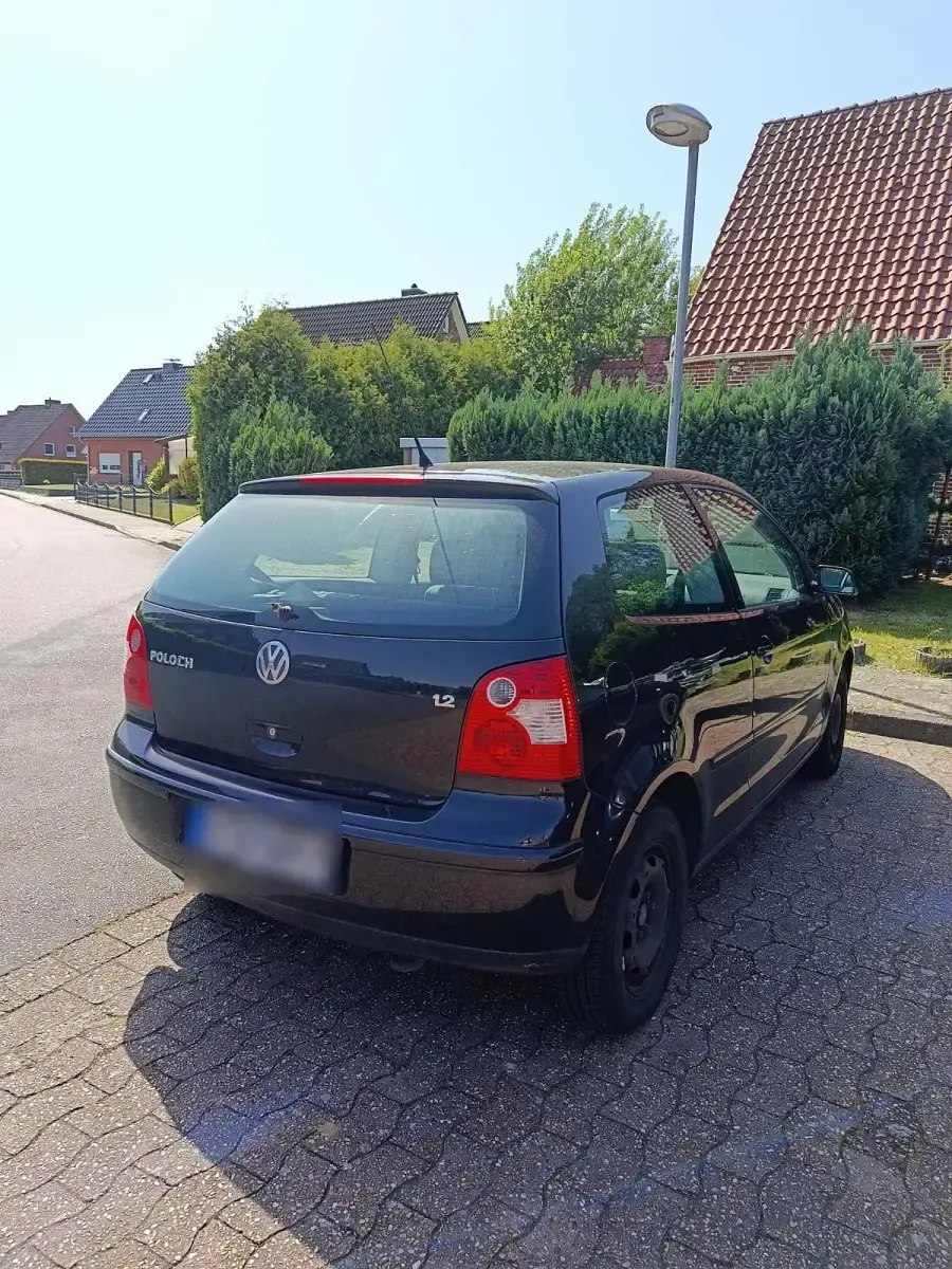Gebraucht VW Polo 64 PS (47 kW) 2003 Schwarz Kleinwagen