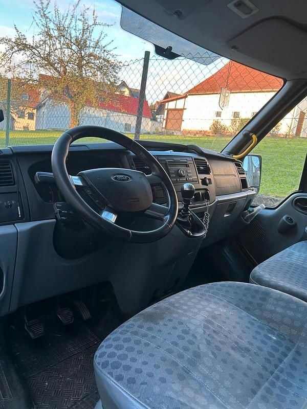 Gebraucht Ford Transit 125 PS (91 kW) 2012 Weiß Pickup