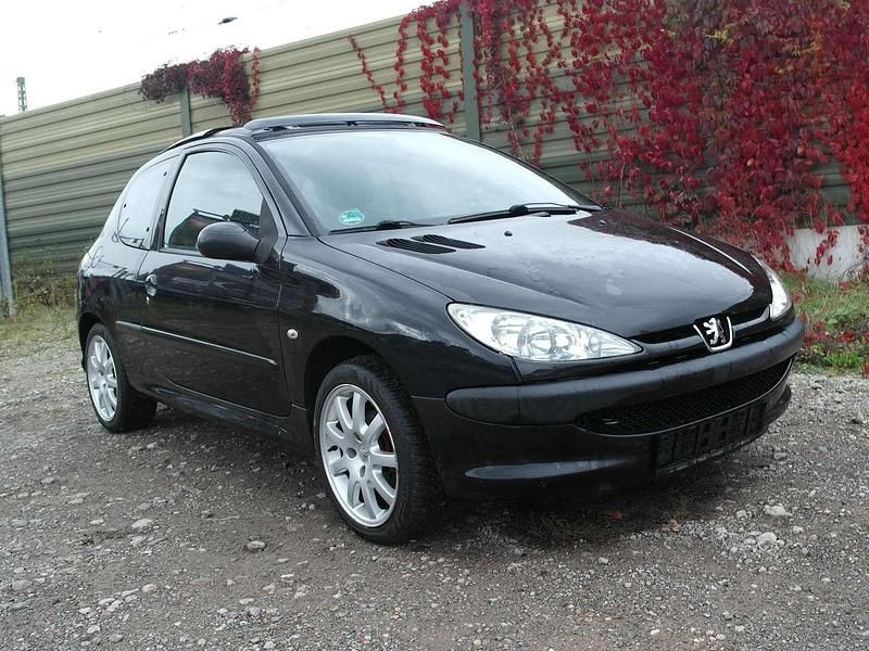 Other Gebraucht 2005 Peugeot 206 Limousine | 1.499 € (Fairer Preis) - Bild 1/4