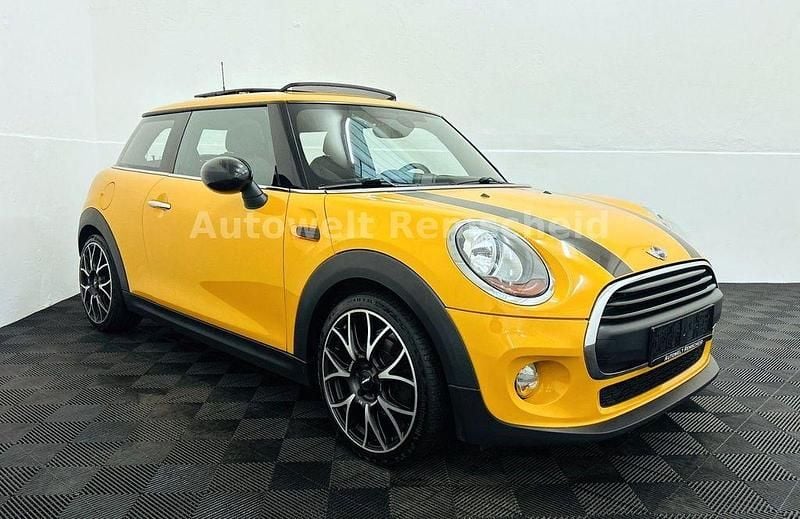 Second-hand Mini ONE 102 CP (75 kW) 2015 Portocaliu Hatchback