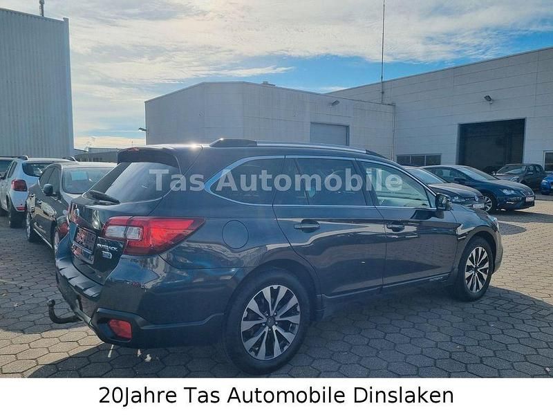 Gebraucht Subaru Outback Sport 150 PS (110 kW) 2015 Dark grey SUV