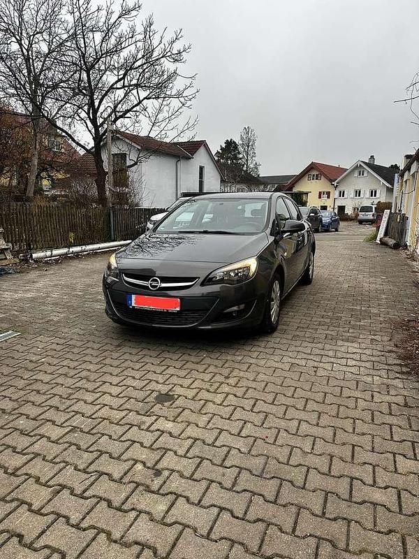 Gebraucht 2015 Opel Astra Edition Limousine | 8.500 € (Fairer Preis) - Bild 1/4