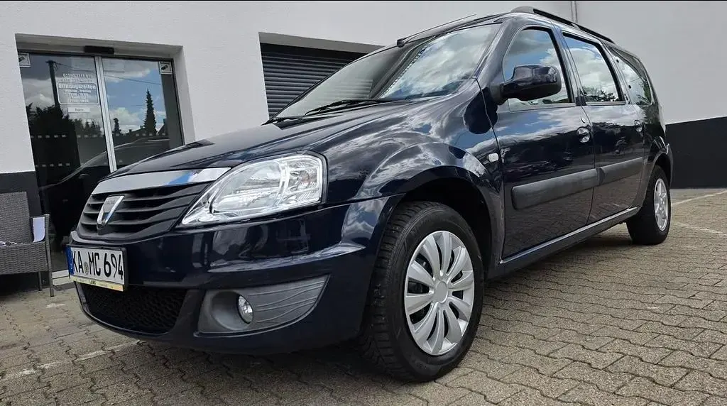 Gebraucht Dacia Logan 87 PS (63 kW) 2012 Schwarz Limousine