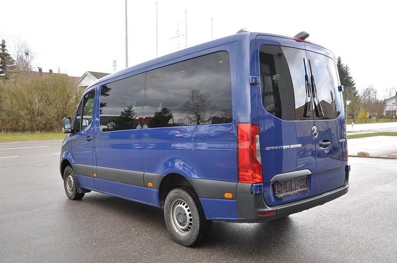 Gebraucht Mercedes Sprinter 163 PS (119 kW) 2020 Blau Van