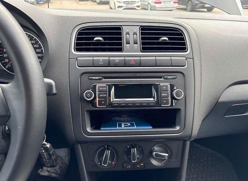 Gebraucht VW Polo Comfortline 86 PS (63 kW) 2012 Schwarz Kleinwagen