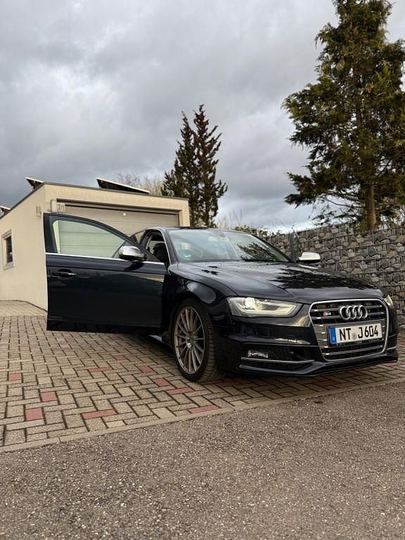 Gebraucht Audi S4 Sport 333 PS (244 kW) 2011 Blau Limousine