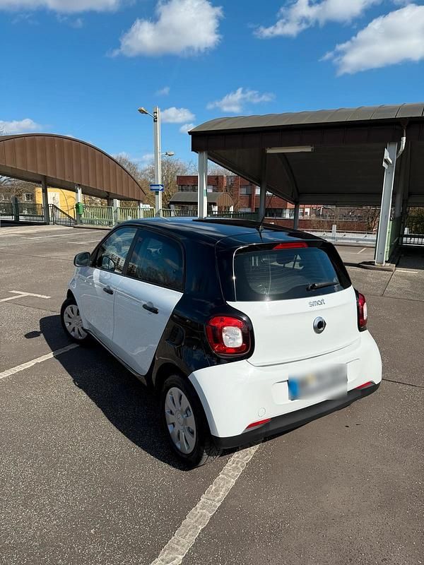 Gebraucht Smart ForFour 71 PS (52 kW) 2016 Weiß Kleinwagen