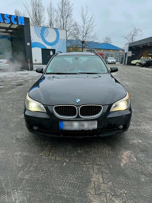 Gebraucht BMW 520 163 PS (119 kW) 2006 Schwarz Kombi
