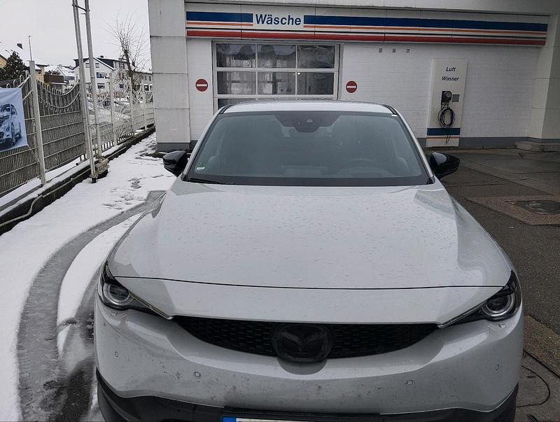 Gebraucht Mazda MX30 125 kW (170 PS) 2023 Weiß SUV