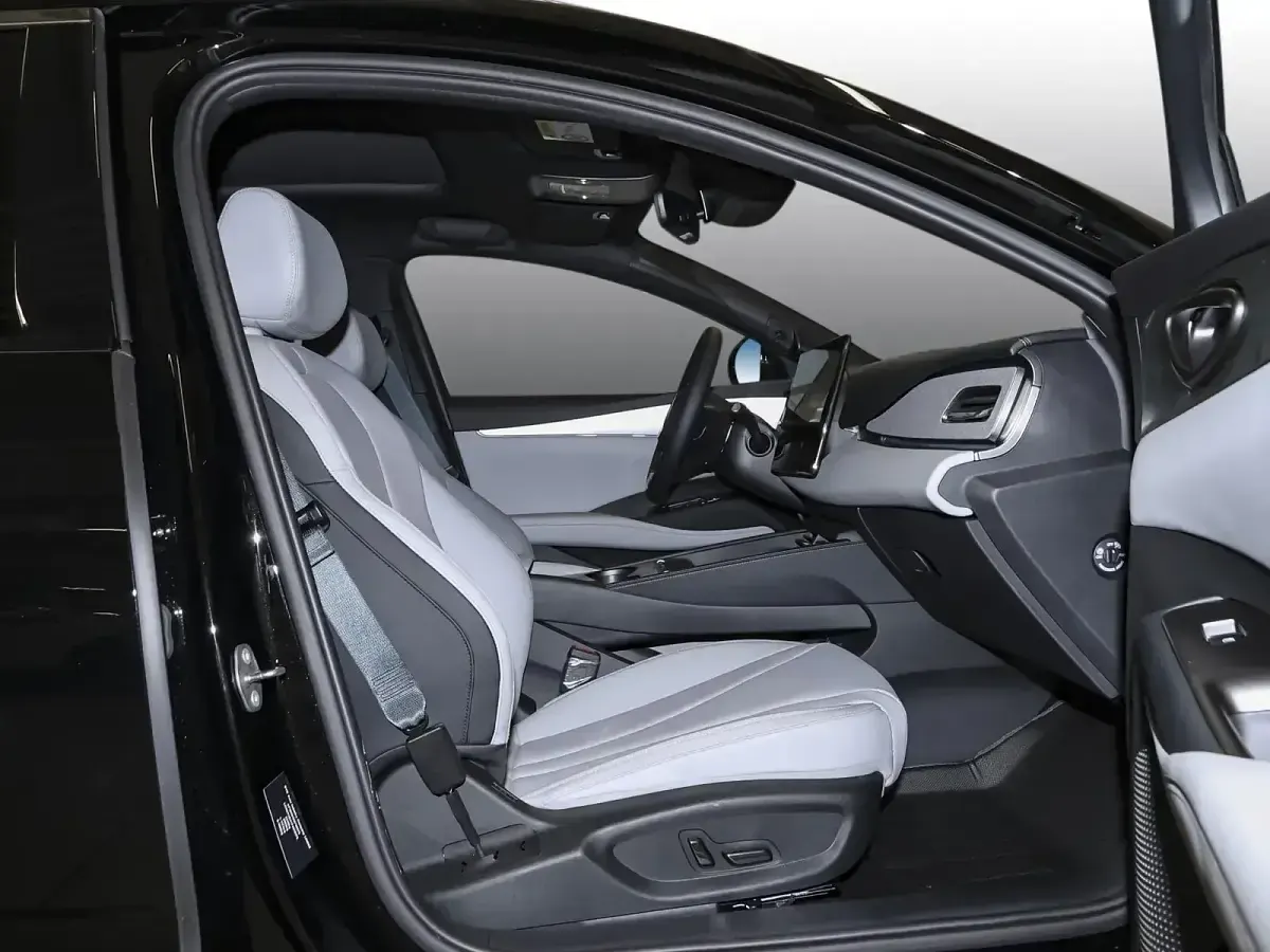 Gebraucht BYD Seal Comfort 212 PS (155 kW) 2026 Obsidian black Kombi