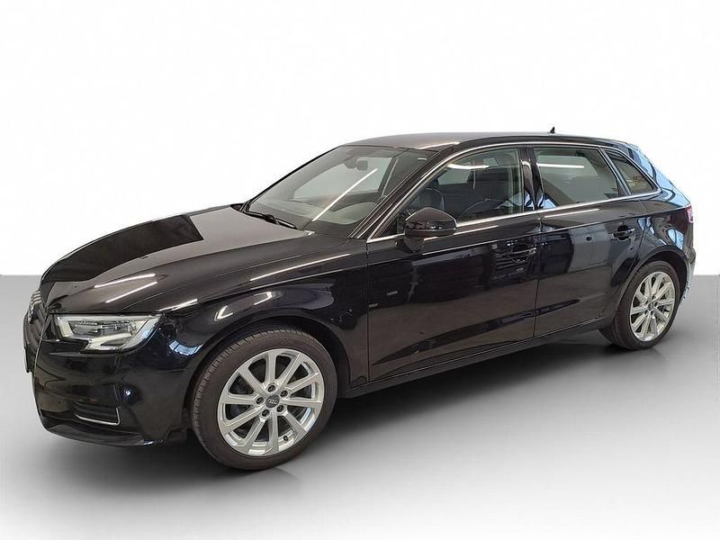 Gebraucht Audi A3 Design 150 PS (110 kW) 2018 Schwarz Limousine