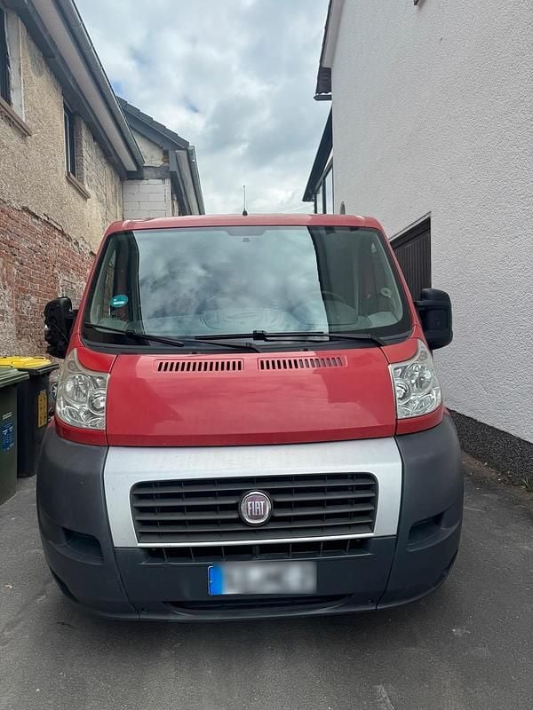 Rot Gebraucht 2011 Fiat Ducato Van | 2.700 € (Superpreis) - Bild 1/4