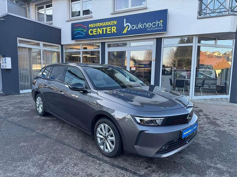 Grau metallic Gebraucht 2023 Opel Astra Business Edition Kombi | 20.950 € (Guter Preis) - Bild 1/4