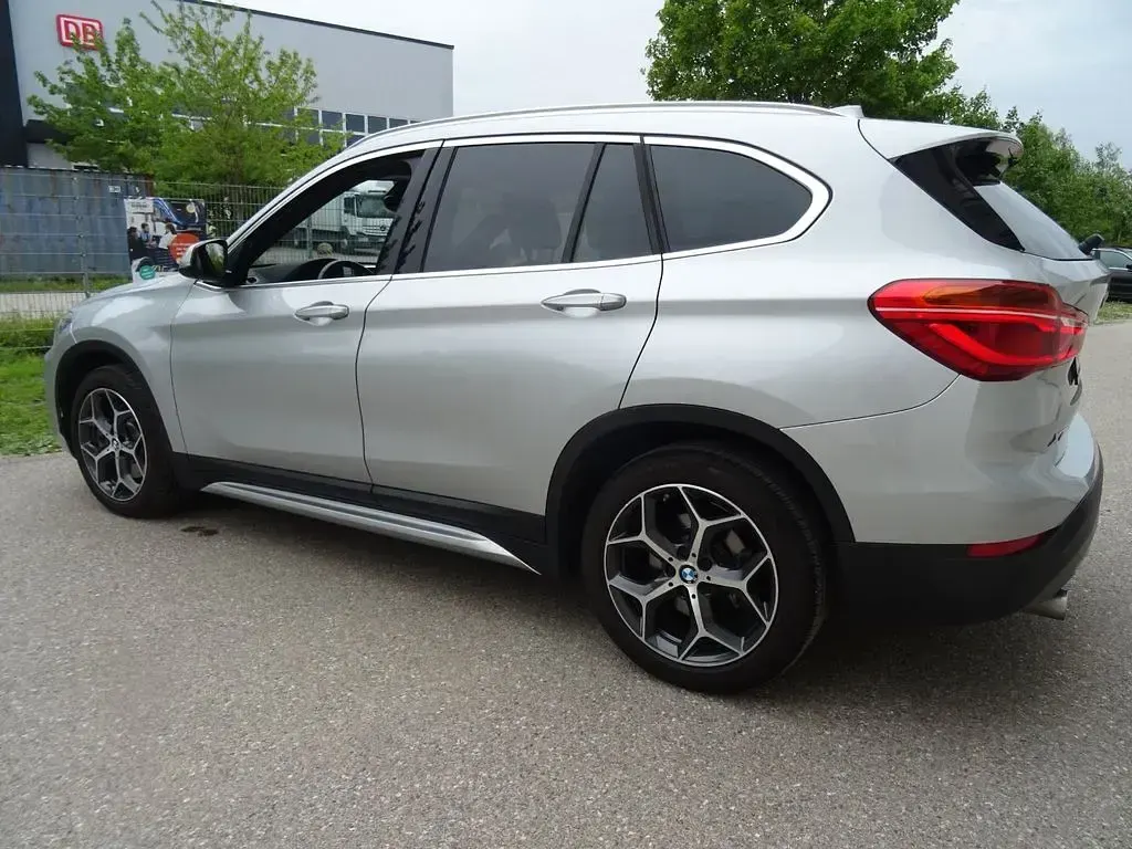 Gebraucht BMW X1 Sport Line 231 PS (169 kW) 2018 Silber SUV