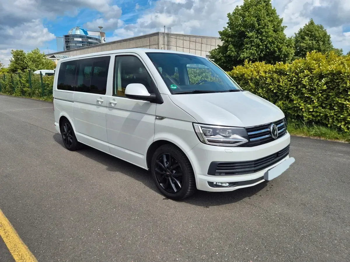 Gebraucht VW Multivan 150 PS (110 kW) 2015 Weiß Van / Kleinbus