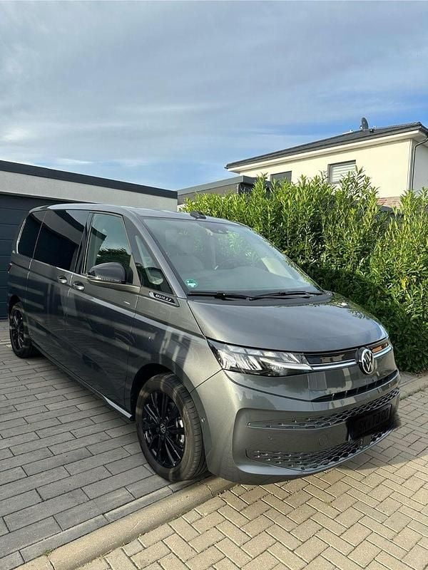 Silber Gebraucht 2025 VW T7 Goal Van | 52.000 € (Superpreis) - Bild 1/4