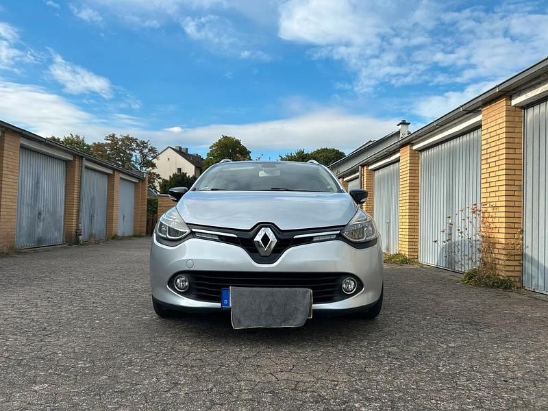Silber Gebraucht 2017 Renault Clio GrandTour LIMITED Kombi | 5.250 € (Fairer Preis) - Bild 1/4