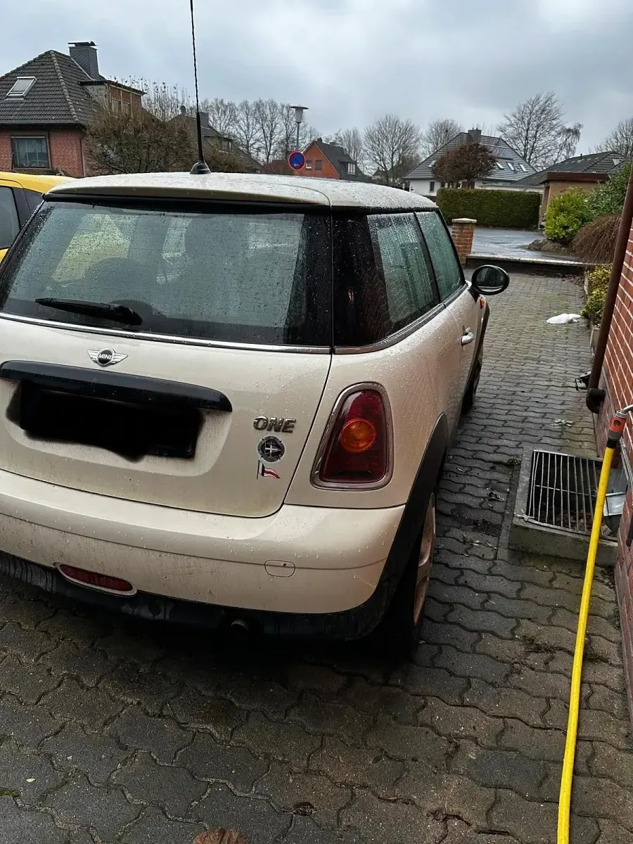 Second-hand Mini ONE 95 CP (69 kW) 2008 Bej Hatchback