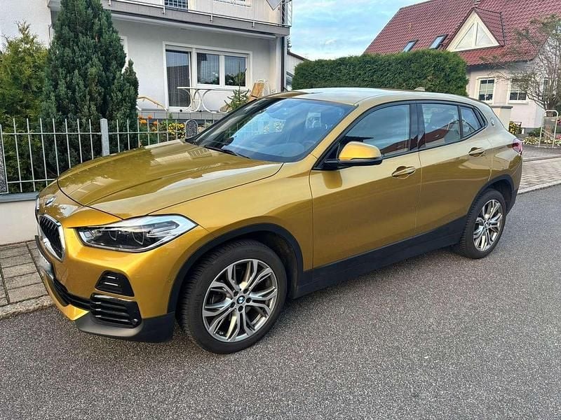 Gold Gebraucht 2020 BMW X2 Advantage SUV | 19.950 € (Guter Preis) - Bild 1/4