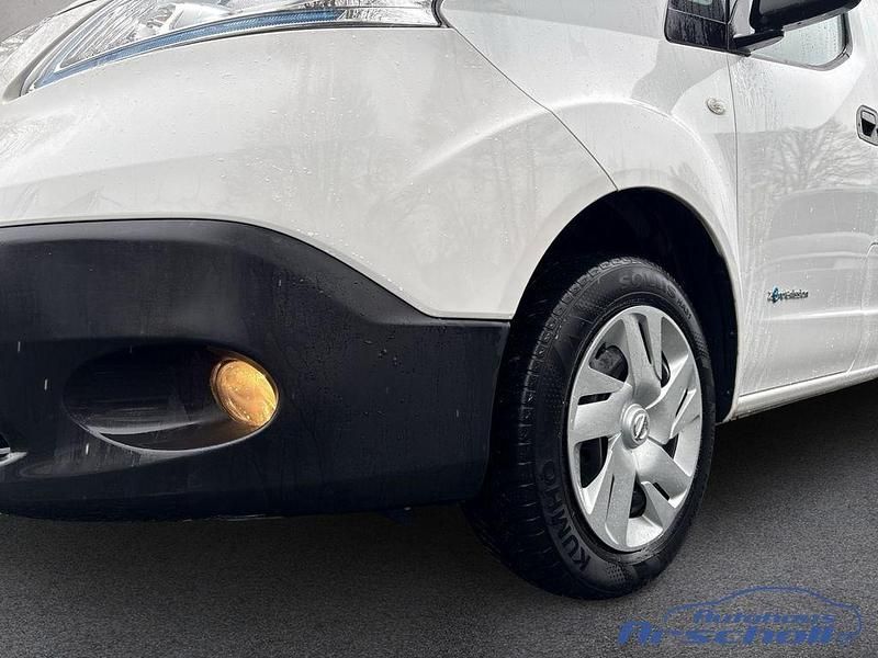 Gebraucht Nissan e-NV200 Comfort 80 kW (109 PS) 2021 Weiß Van / Kleinbus