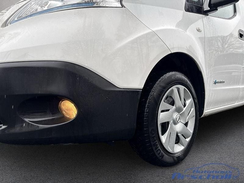 Gebraucht Nissan e-NV200 Comfort 80 kW (109 PS) 2021 Weiß Van / Kleinbus