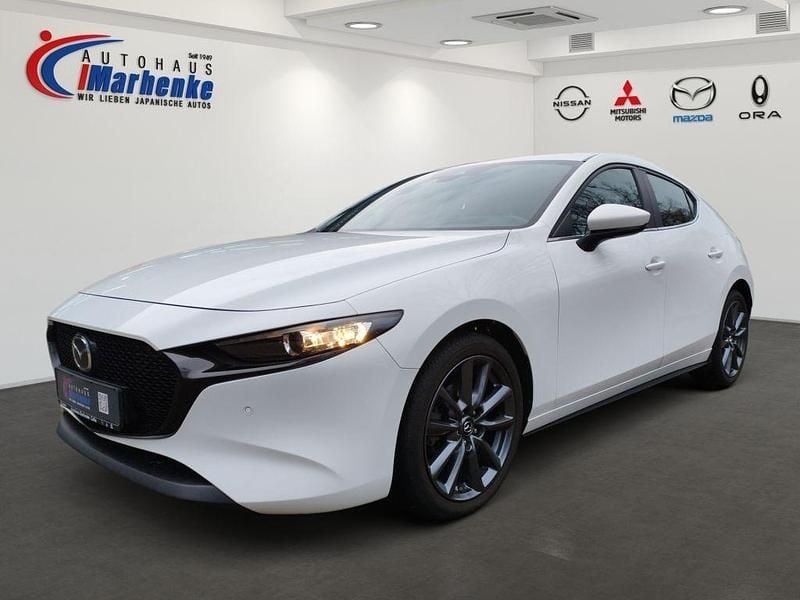 Arctic white Gebraucht 2022 Mazda 3 Selection Limousine | 23.990 € (Guter Preis) - Bild 1/4