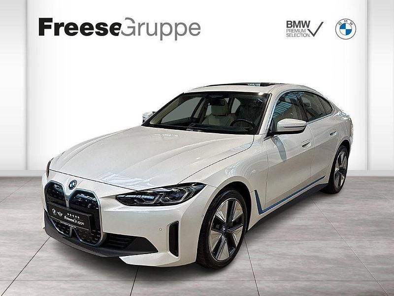 Weiß Gebraucht 2022 BMW i4 Sport Line Limousine | 36.990 € (Fairer Preis) - Bild 1/4