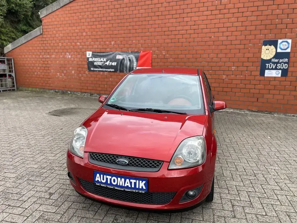 Gebraucht Ford Fiesta Trend 80 PS (58 kW) 2006 Kleinwagen
