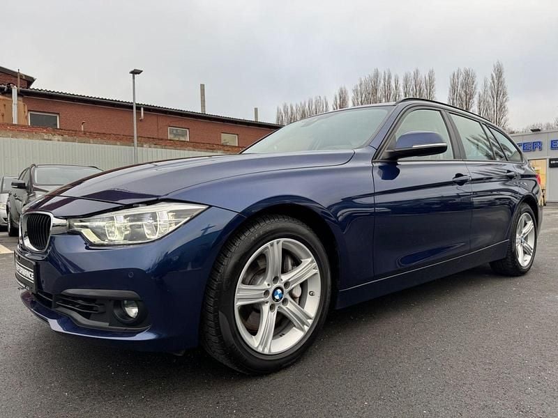 Gebraucht BMW 335 Advantage 313 PS (230 kW) 2016 Mediterranblau Kombi