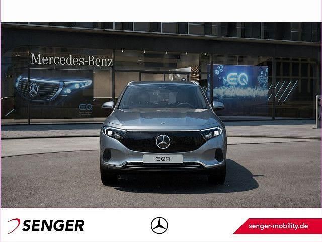 Gebraucht Mercedes EQA250 Progressive 139 kW (190 PS) 2025 Silber SUV