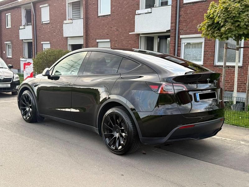Gebraucht Tesla Model Y 378 kW (514 PS) 2023 Schwarz SUV