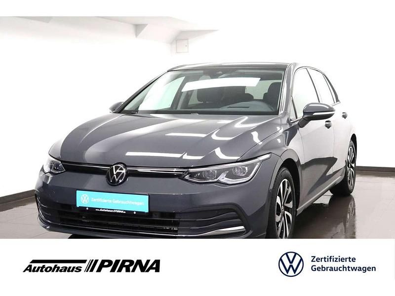 Gebraucht VW Golf VIII Active 150 PS (110 kW) 2022 Delfingrau Limousine
