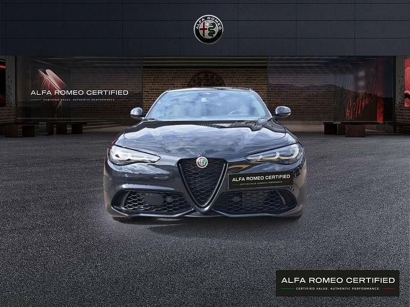 Gebraucht Alfa Romeo Giulia Veloce 280 PS (205 kW) 2025 Nero vulcano Limousine