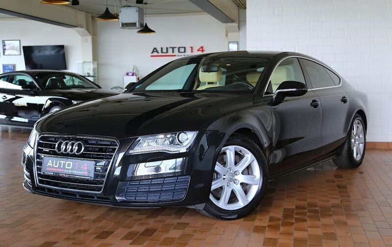 Havannaschwarz metallic Gebraucht 2011 Audi A7 Sportback Kleinwagen | 13.999 € (Guter Preis) - Bild 1/4