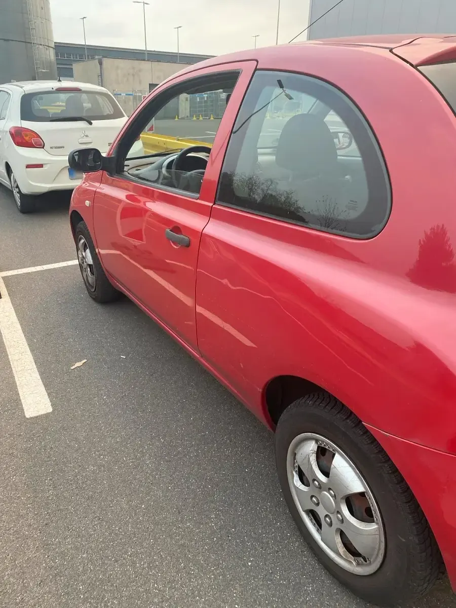 Gebraucht Nissan Micra 80 PS (58 kW) 2003 Rot Kleinwagen