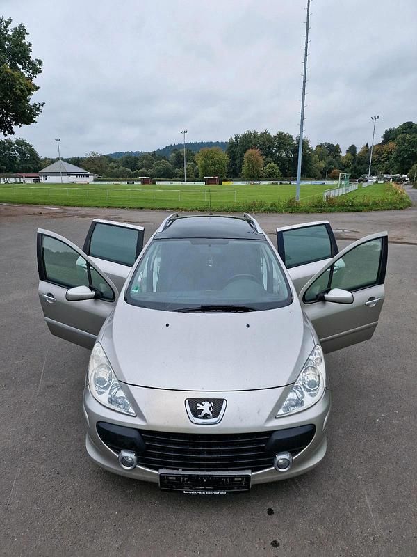 Grau Gebraucht 2006 Peugeot 307 Kombi | 700 € (Superpreis) - Bild 1/4