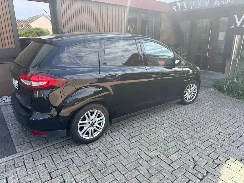Usata Ford C-MAX 150 CV (110 kW) 2016 Nero Monovolume