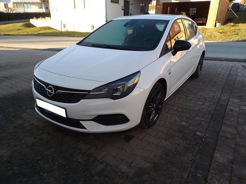 Gebraucht Opel Astra 122 PS (89 kW) 2020 Weiß Limousine